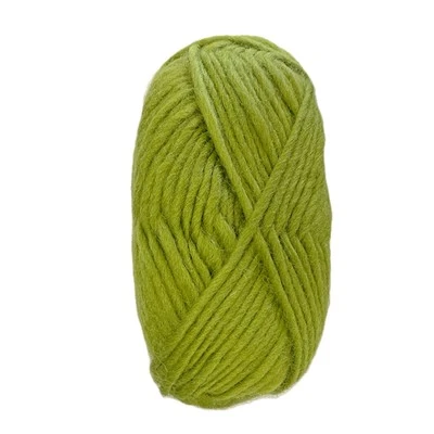 Tricô com fio de lã verde